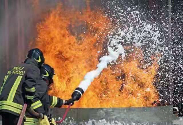 泡沫滅火劑 泡沫滅火劑